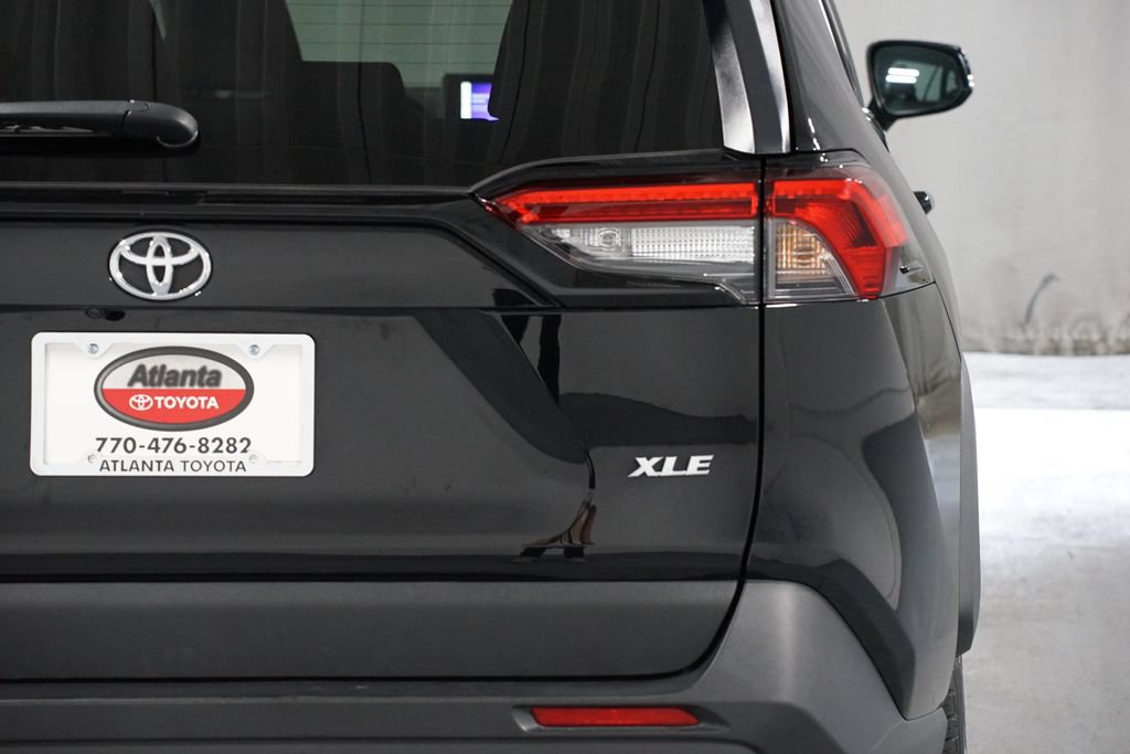 Certified 2025 Toyota RAV4 XLE FWD image 10