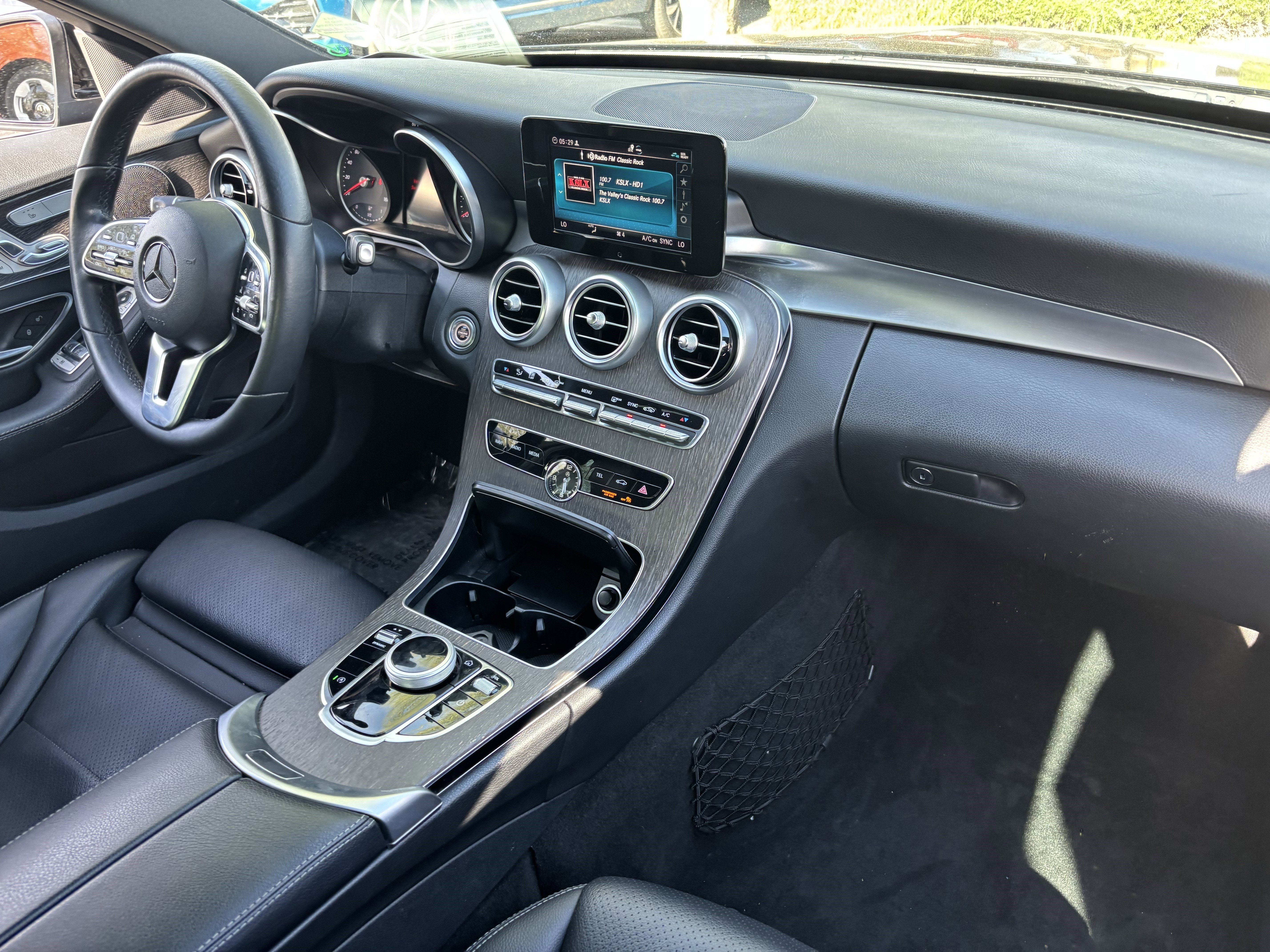 Used 2019 Mercedes-Benz C 300 Sedan image 12