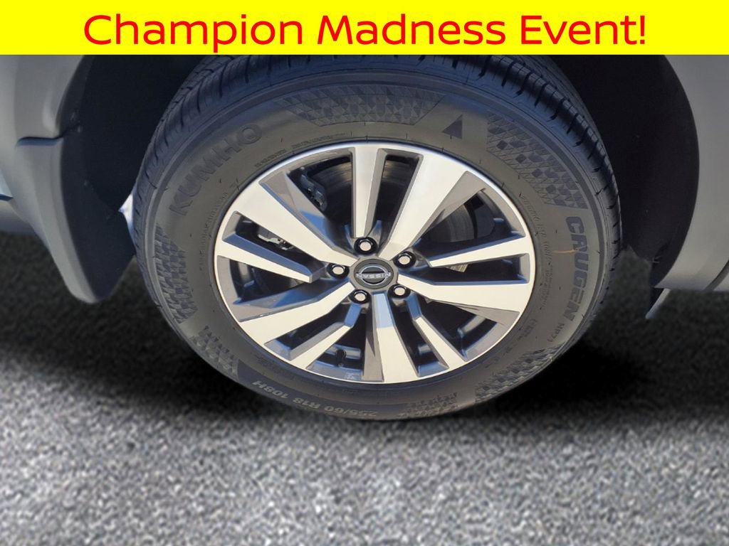 New 2026 Nissan Pathfinder SL image 8