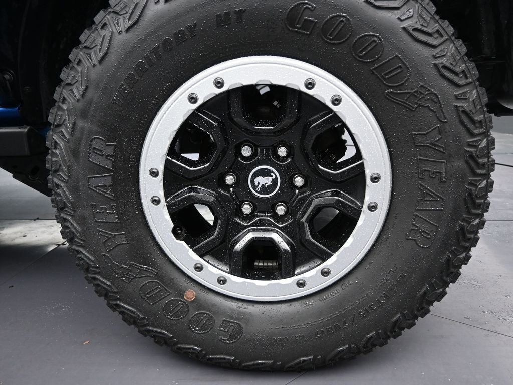 Used 2022 Ford Bronco Badlands image 10