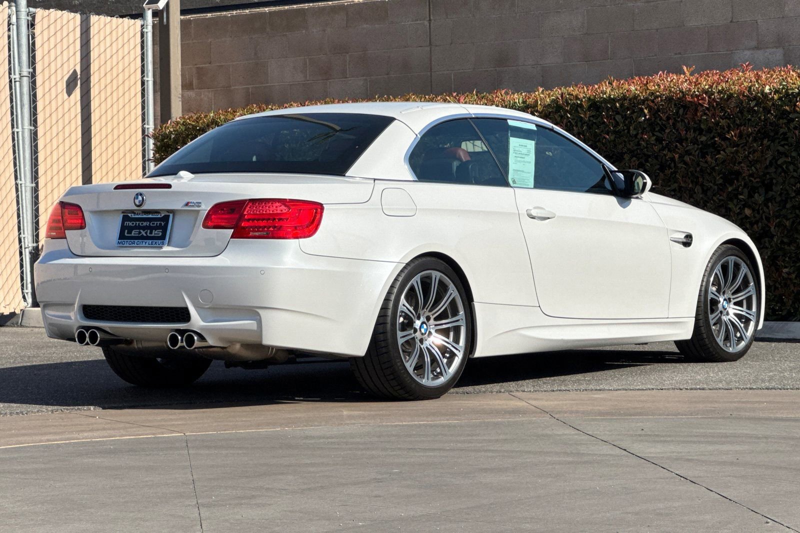 Used 2011 BMW M3 Convertible RWD image 4