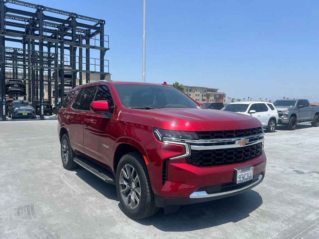 Used 2023 Chevrolet Tahoe LS AWD/4WD image 3