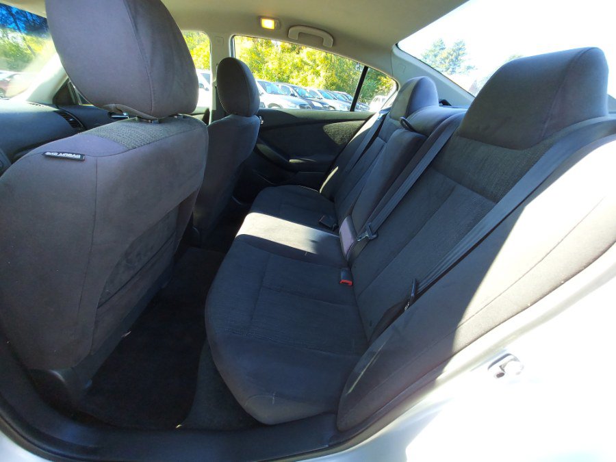 Used 2012 Nissan Altima 2.5 S FWD image 9