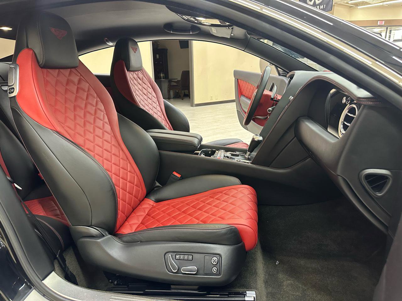 Used 2016 Bentley Continental GT AWD/4WD image 41