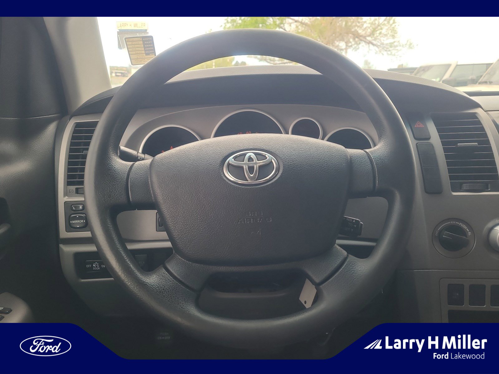 Used 2013 Toyota Tundra 4x4 Double Cab image 9