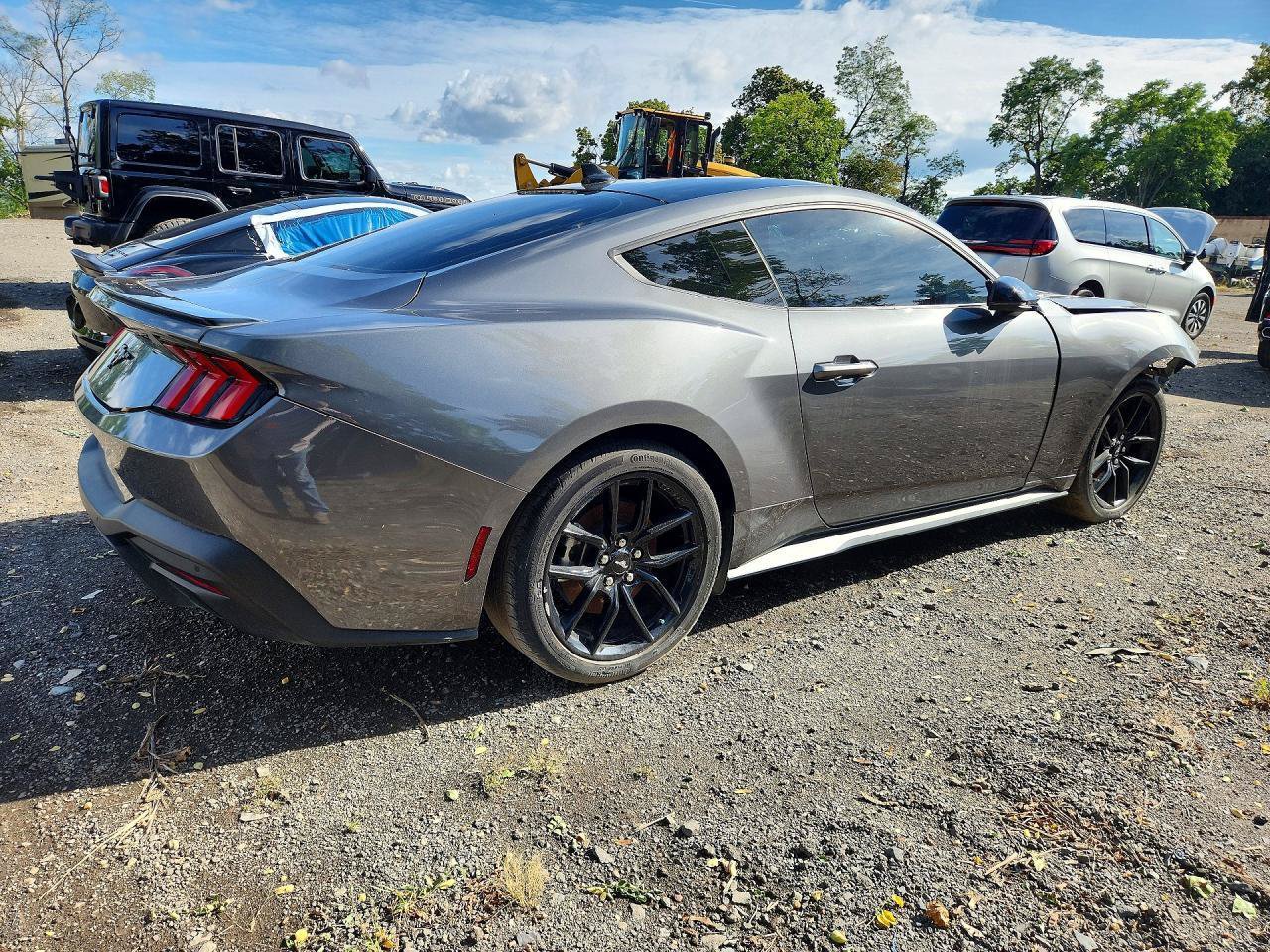 Used 2024 Ford Mustang Premium RWD image 5