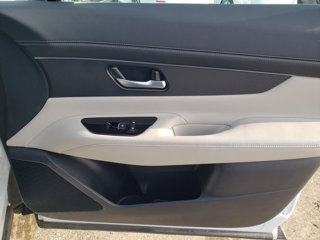 Certified 2025 Nissan Murano SV AWD/4WD image 24