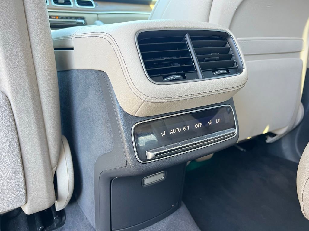 Used 2020 Mercedes-Benz GLS 450 4MATIC image 19