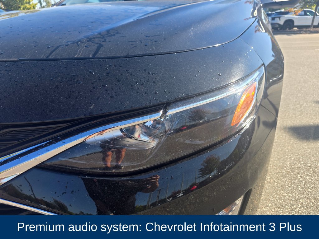 Used 2025 Chevrolet Malibu LT FWD image 6
