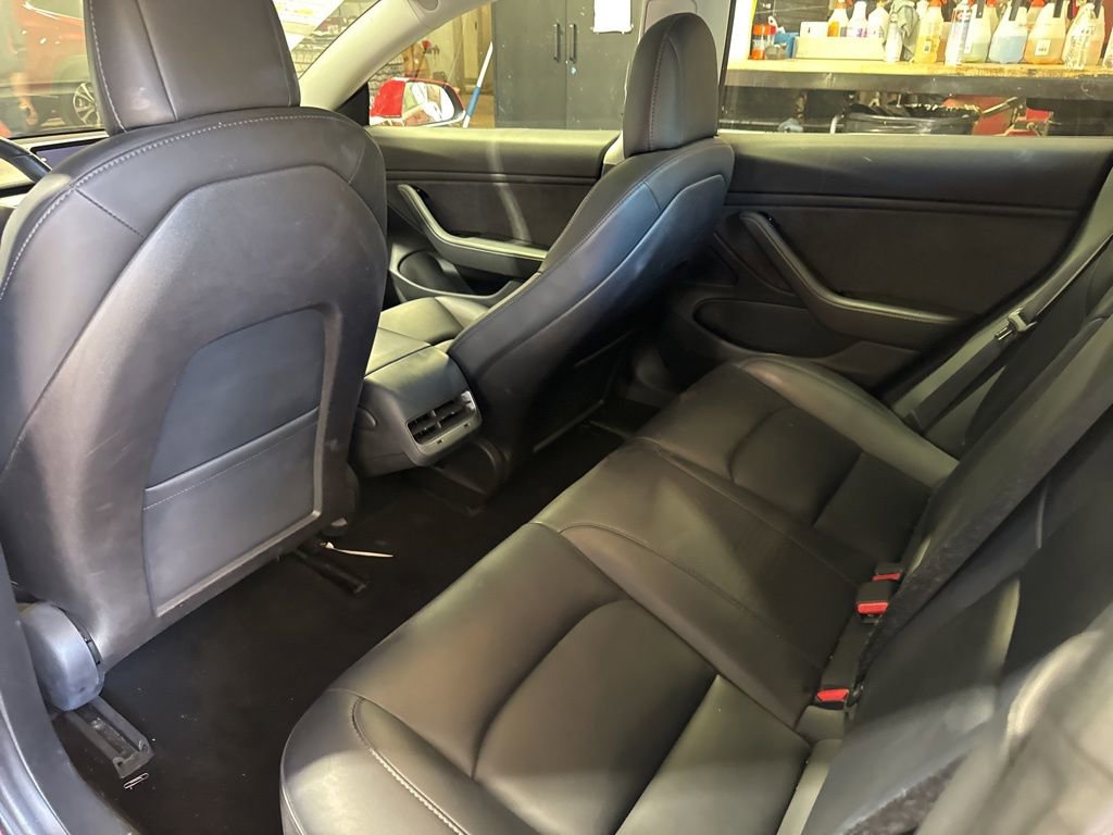 Used 2018 Tesla Model 3 Long Range image 18