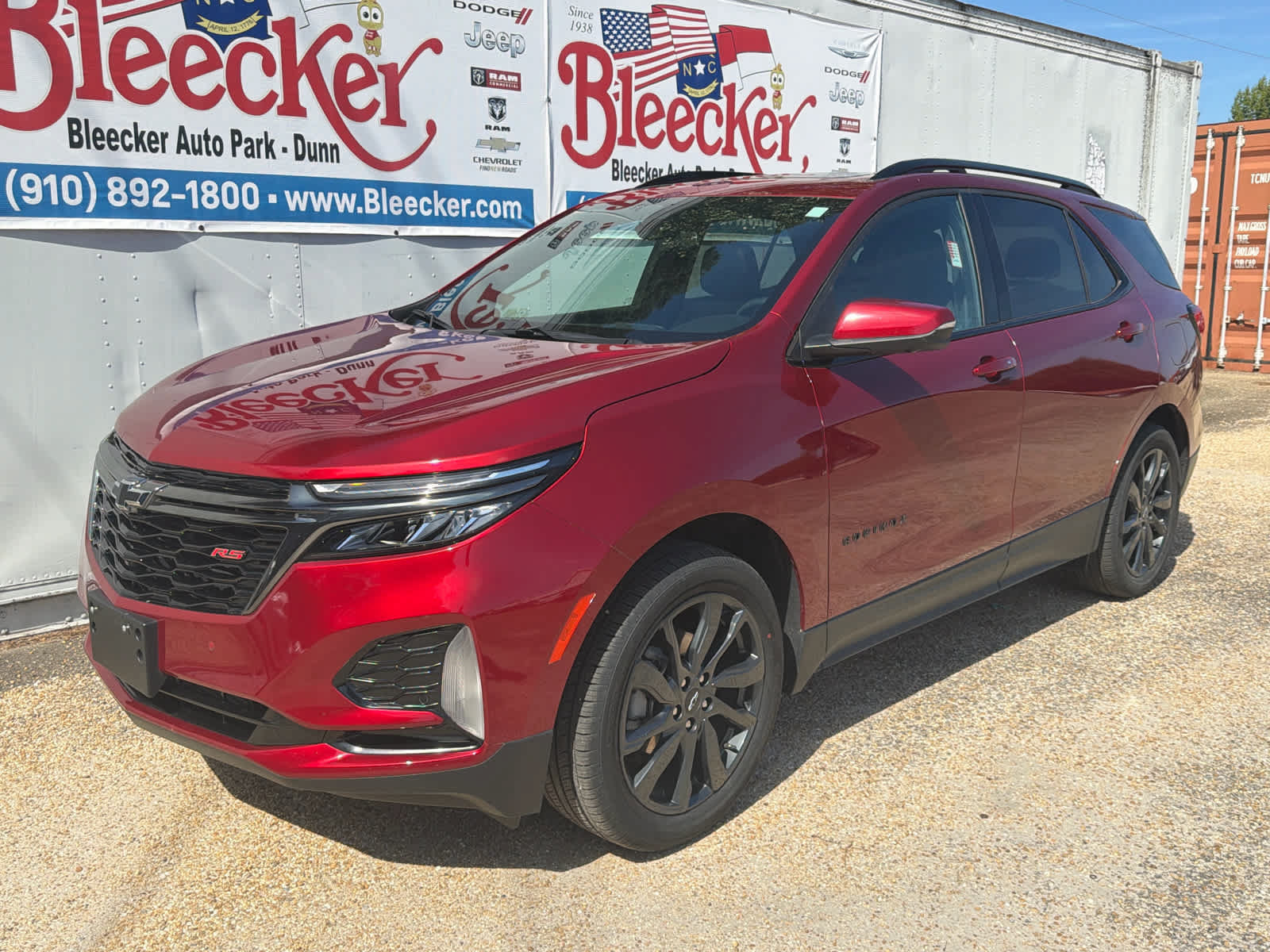 Used 2023 Chevrolet Equinox RS w/ RS Leather Package AWD/4WD image 6