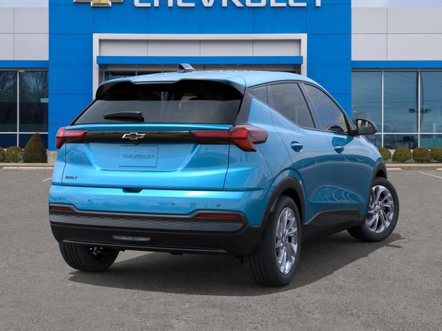 New 2027 Chevrolet Bolt LT image 4