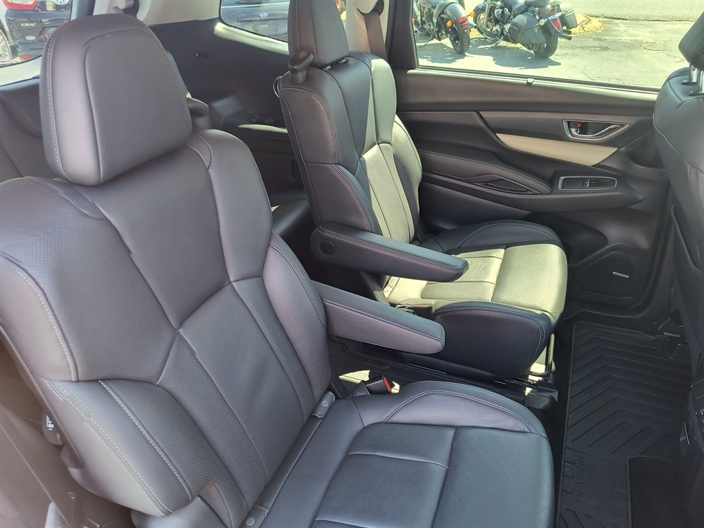 Used 2020 Subaru Ascent Limited w/ Technology Package AWD/4WD image 29