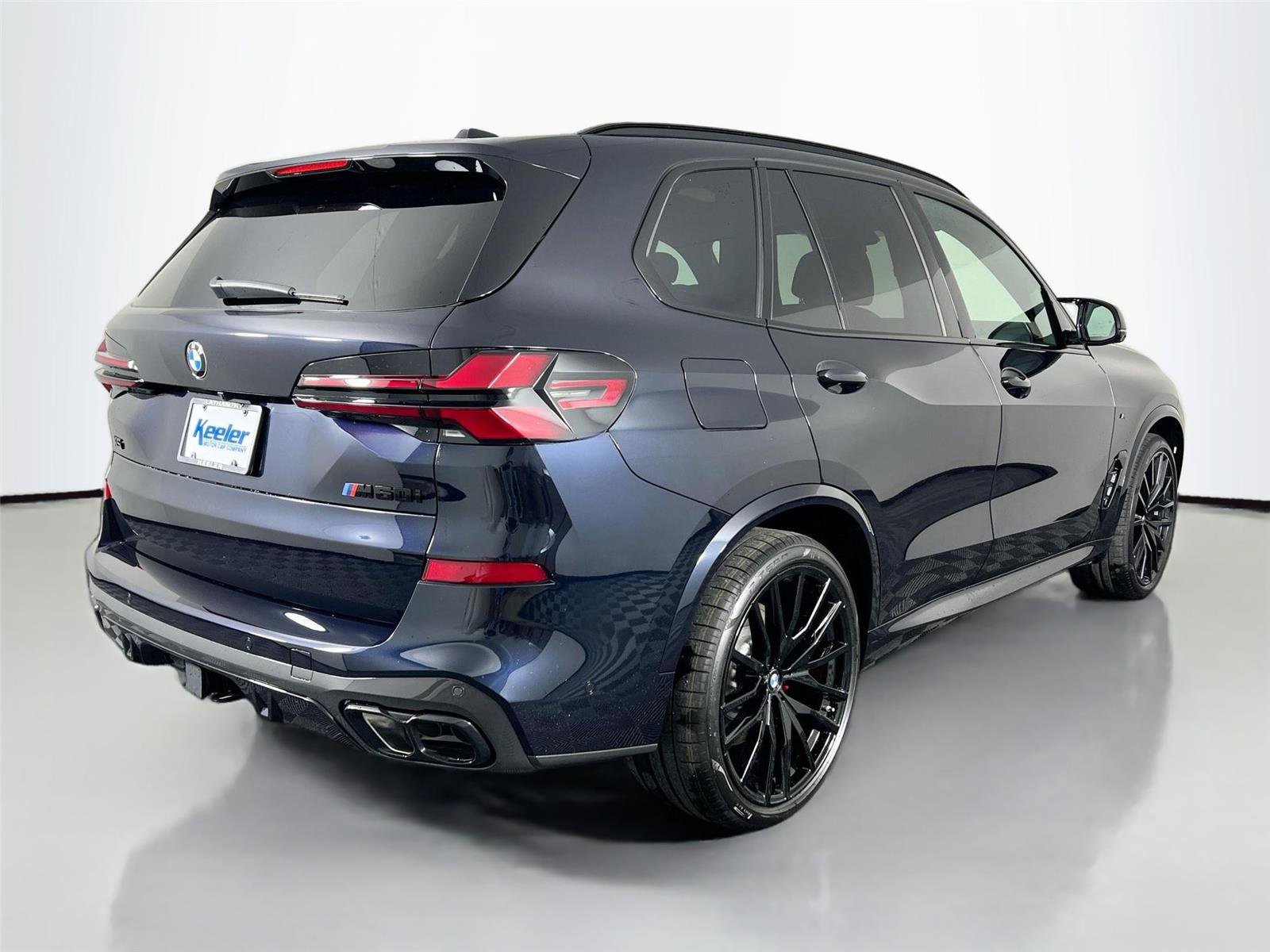 New 2026 BMW X5 M60i image 6