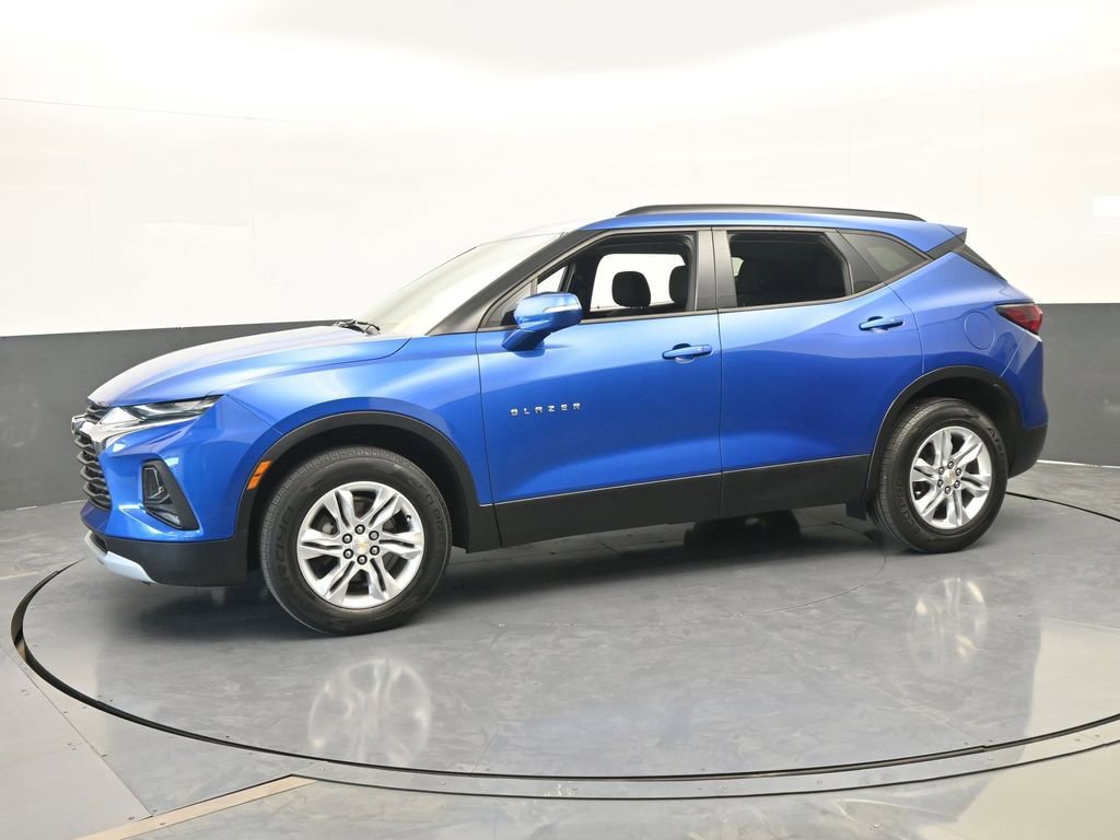 Used 2019 Chevrolet Blazer LT image 2