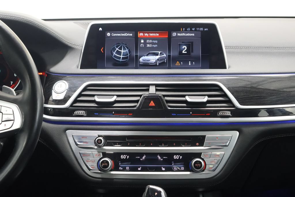 Used 2018 BMW 740i RWD image 19