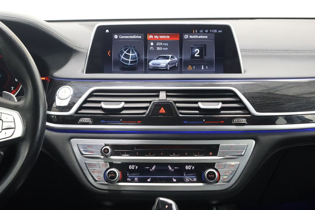 Used 2018 BMW 740i RWD image 19