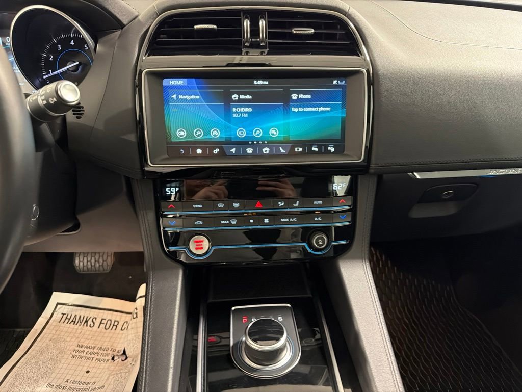 Used 2020 Jaguar F-PACE Prestige AWD/4WD image 15