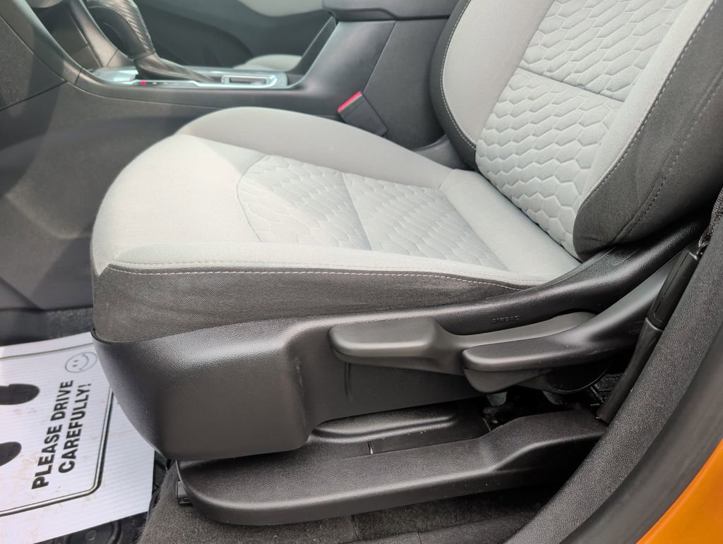 Used 2018 Chevrolet Equinox LS image 9