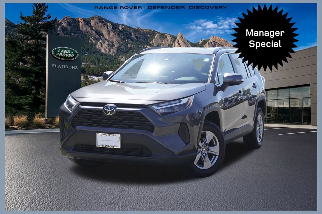 Used 2025 Toyota RAV4 XLE AWD/4WD image 1
