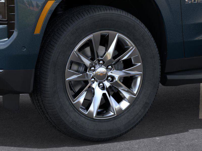 New 2025 Chevrolet Suburban Premier image 9