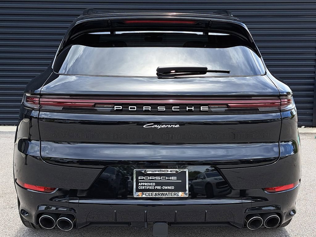 Certified 2025 Porsche Cayenne image 6