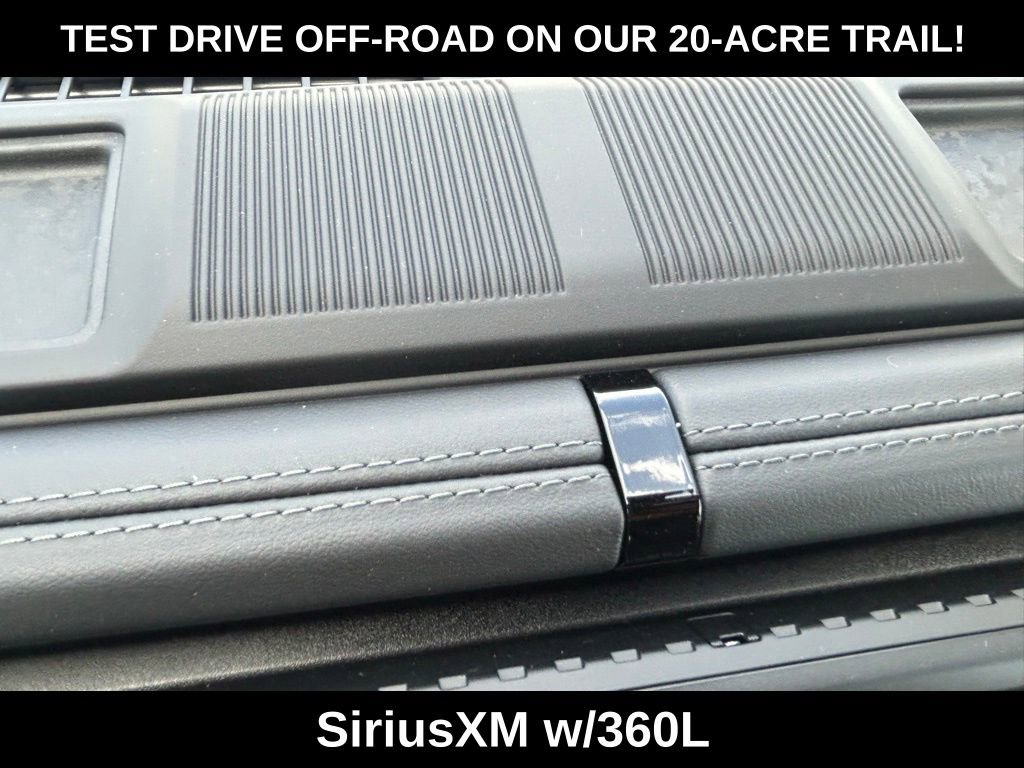 New 2025 Jeep Gladiator Rubicon image 14