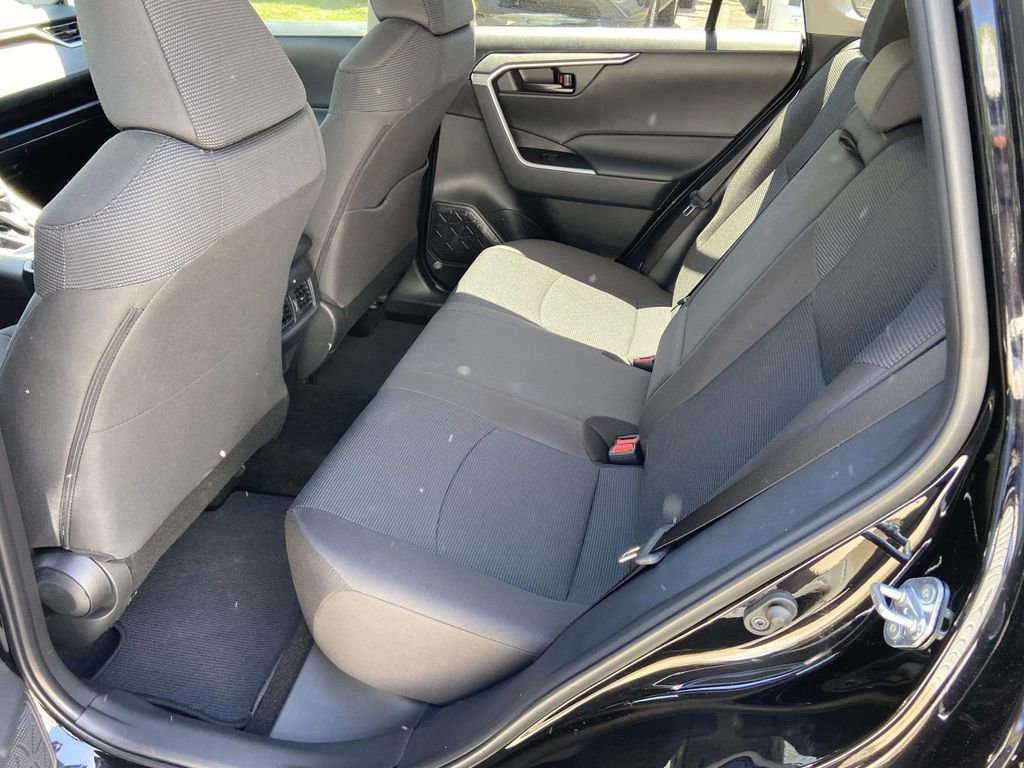 Used 2025 Toyota RAV4 LE image 15