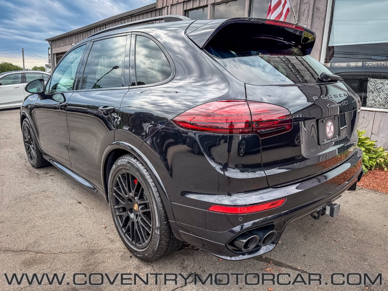 Used 2016 Porsche Cayenne GTS AWD/4WD image 7