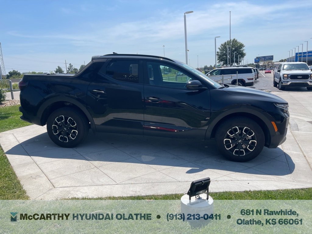 Used 2024 Hyundai Santa Cruz SEL w/ Activity Package image 16