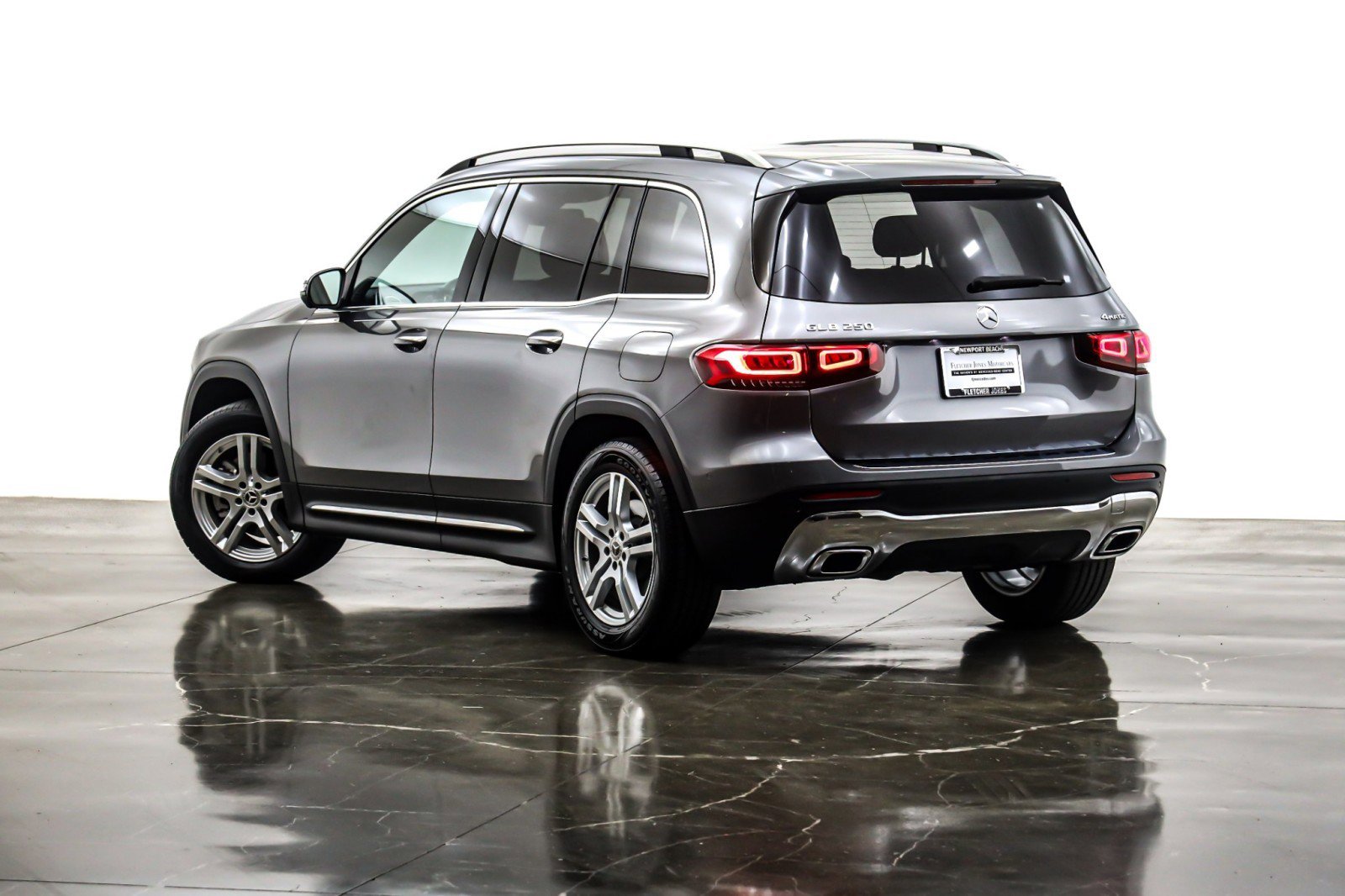 Used 2022 Mercedes-Benz GLB 250 4MATIC image 12