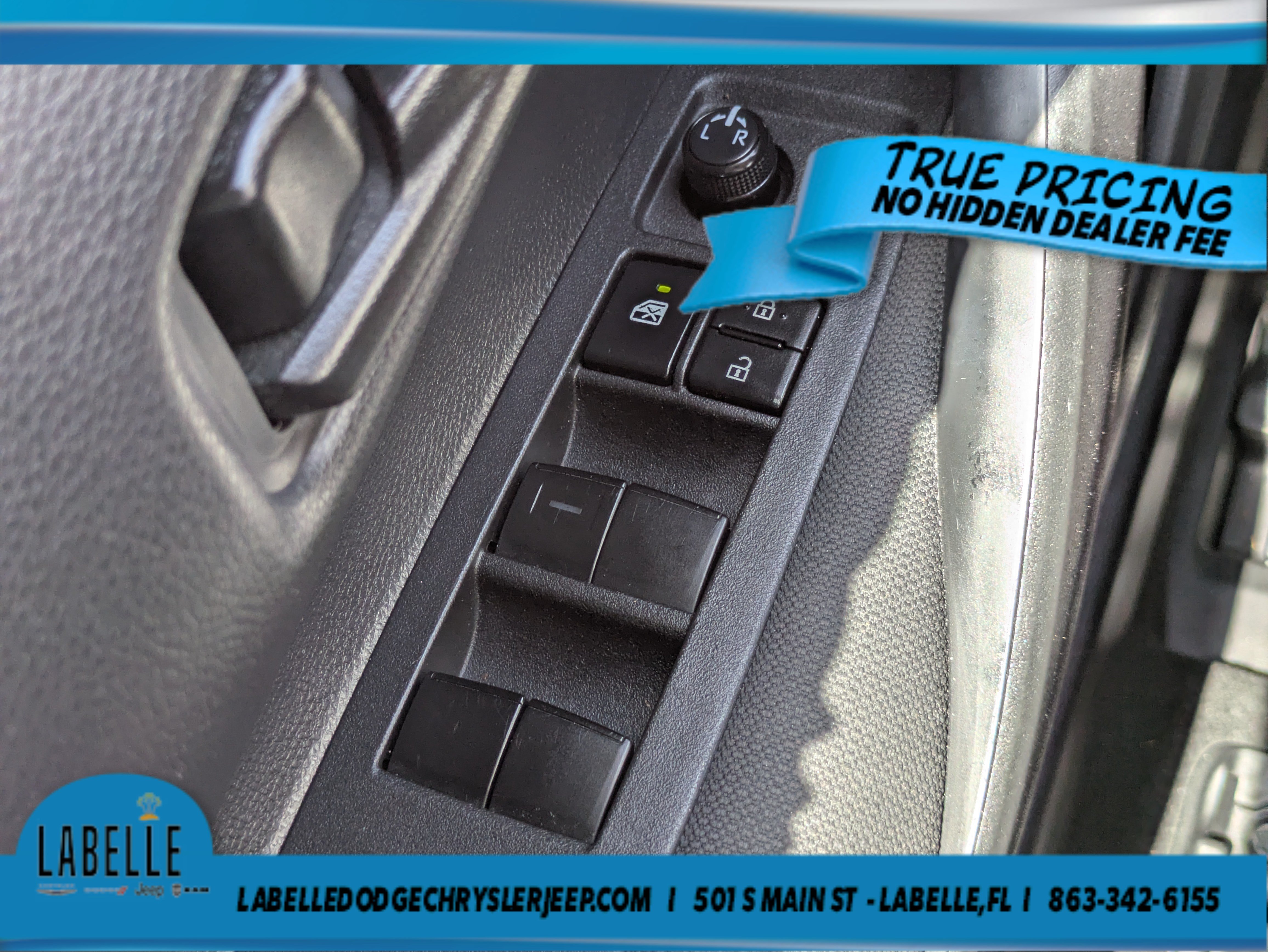 Used 2022 Toyota Corolla LE FWD image 20