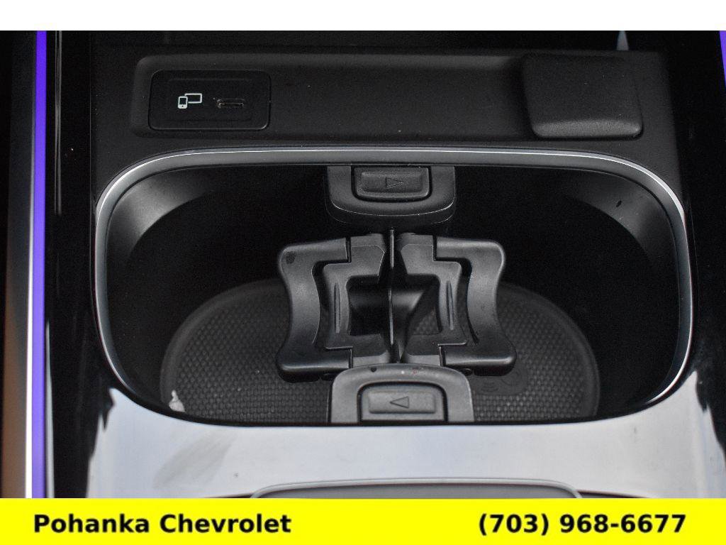 Used 2023 Mercedes-Benz GLB 250 4MATIC image 17