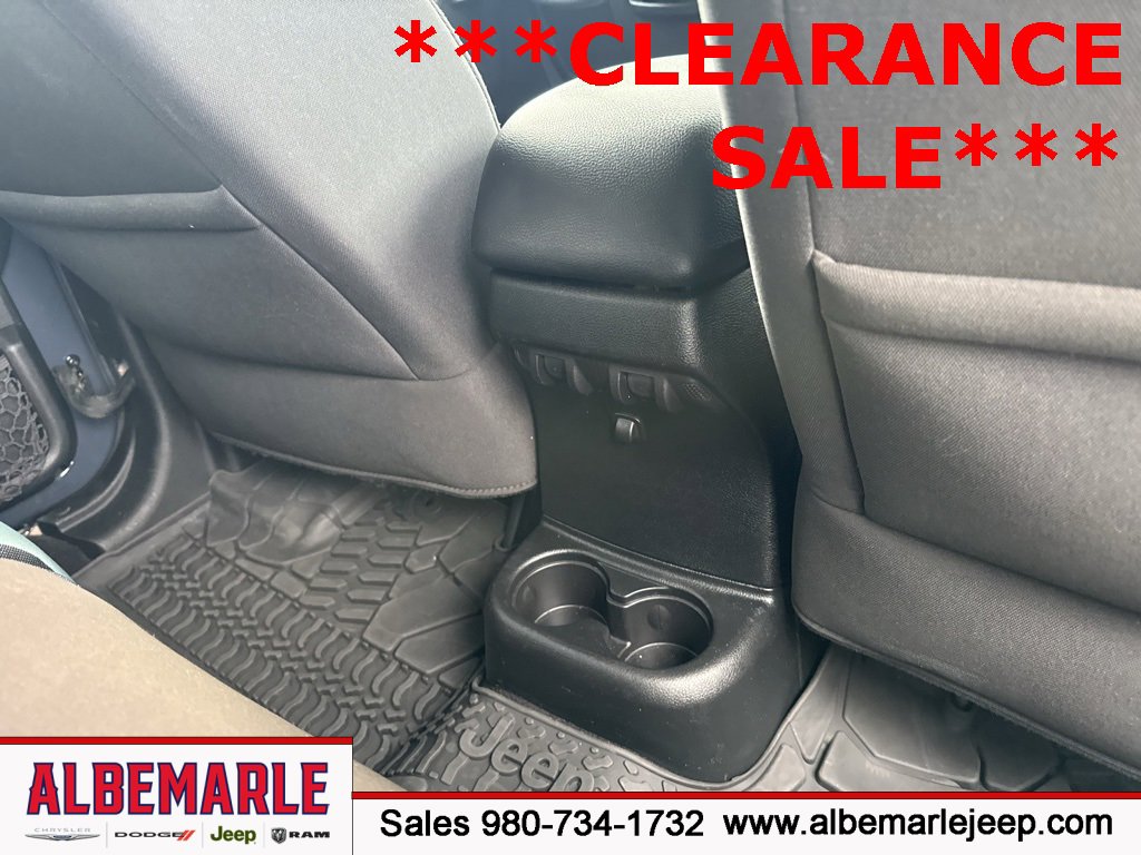 Used 2017 Jeep Wrangler Unlimited Sport w/ Quick Order Package 24S image 32