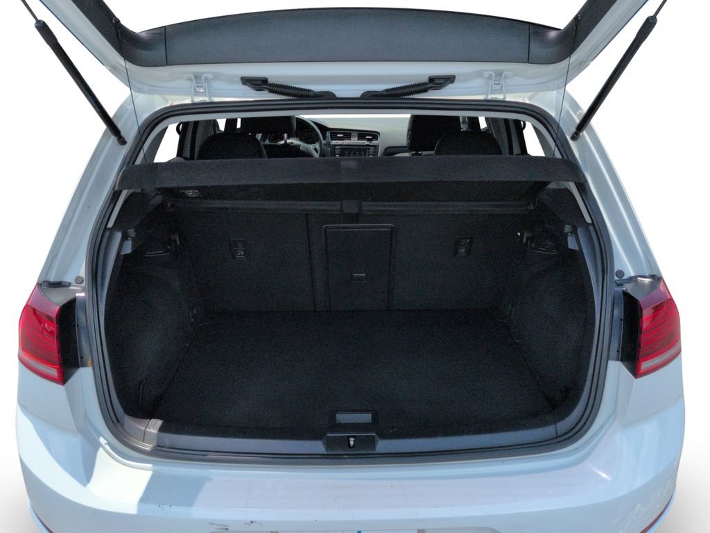 Used 2020 Volkswagen Golf 4-Door FWD image 27