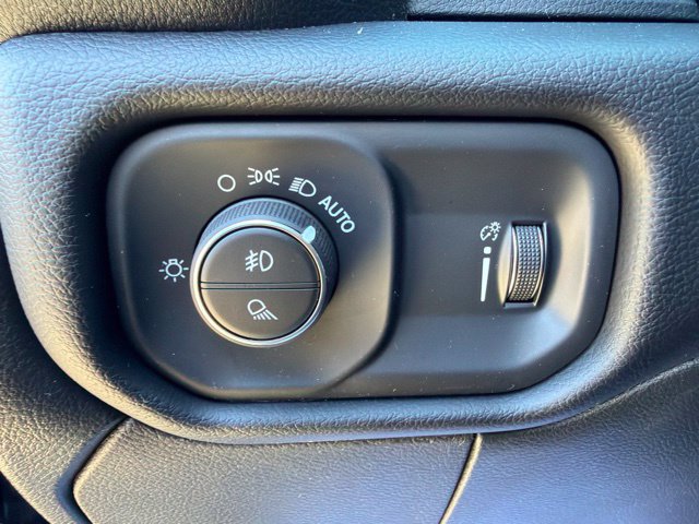 Certified 2026 RAM 2500 Big Horn AWD/4WD image 17