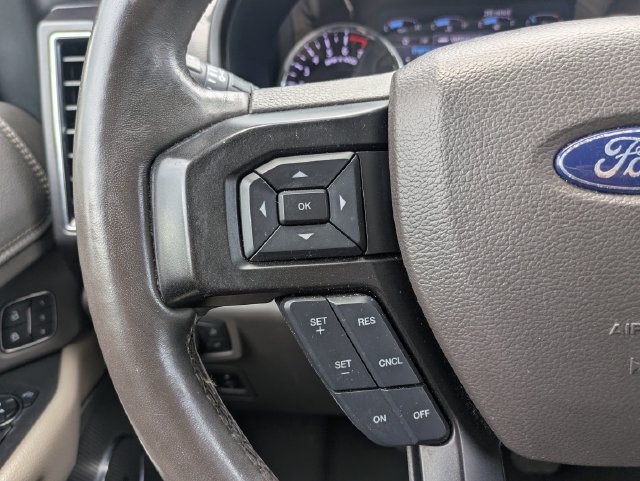 Used 2020 Ford Expedition Limited RWD image 25