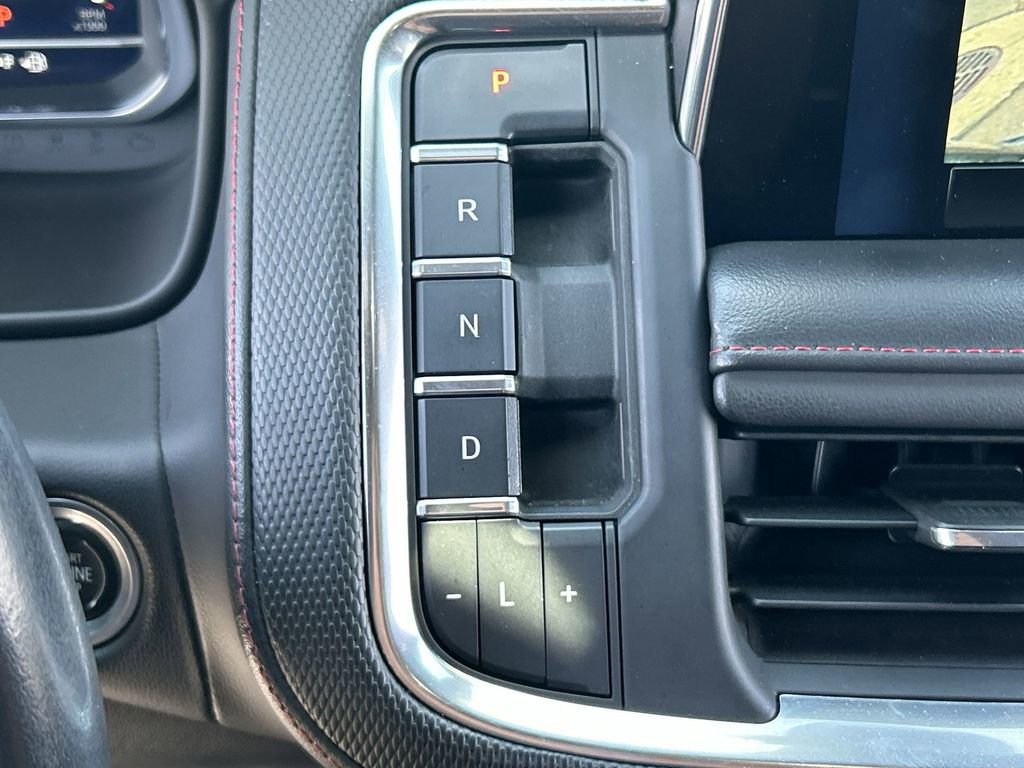 Used 2022 Chevrolet Tahoe RST image 16