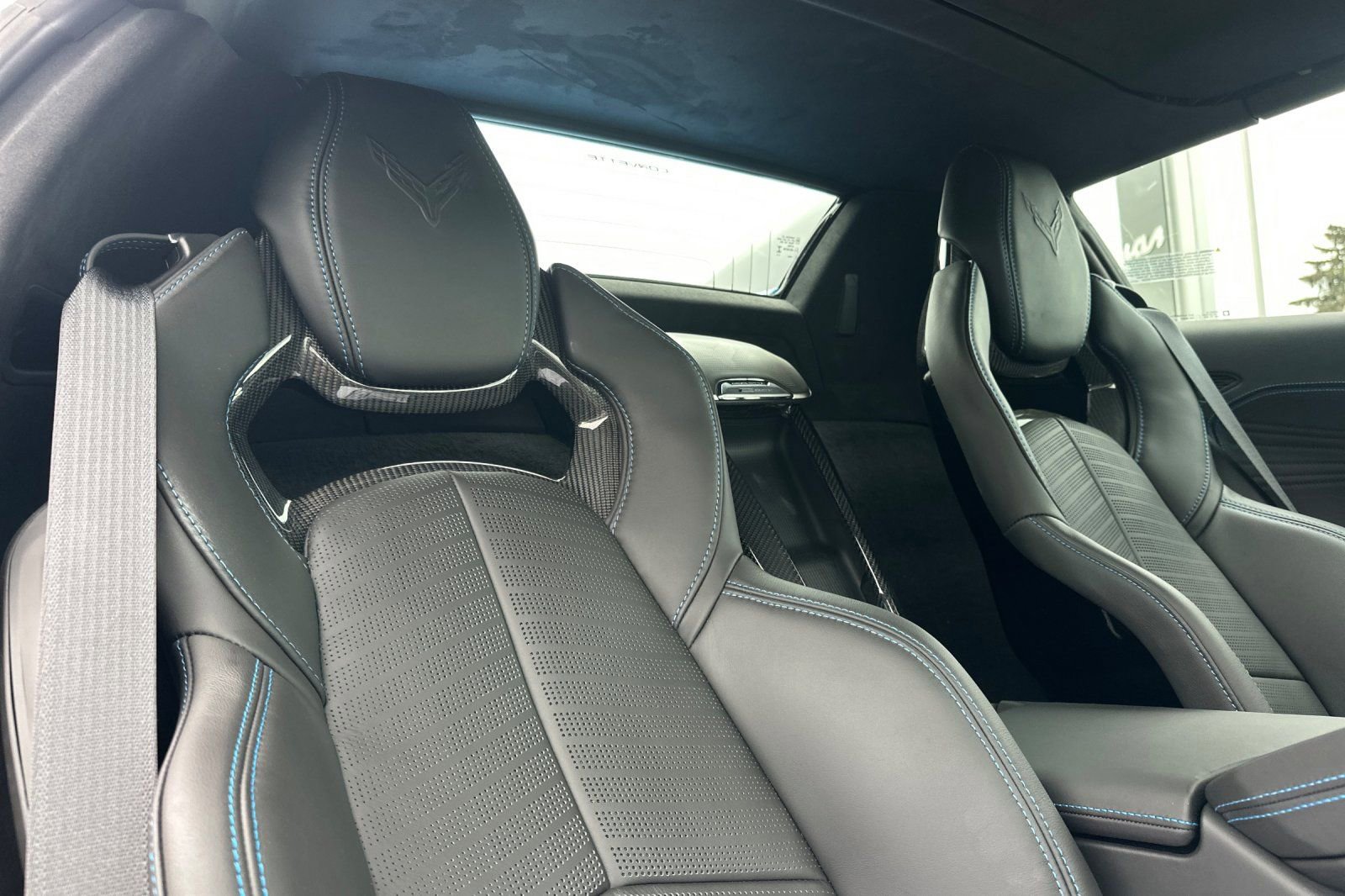 Used 2025 Chevrolet Corvette E-Ray AWD/4WD image 15