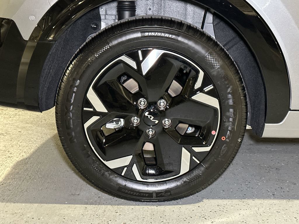 New 2026 Kia Niro Wave FWD image 8