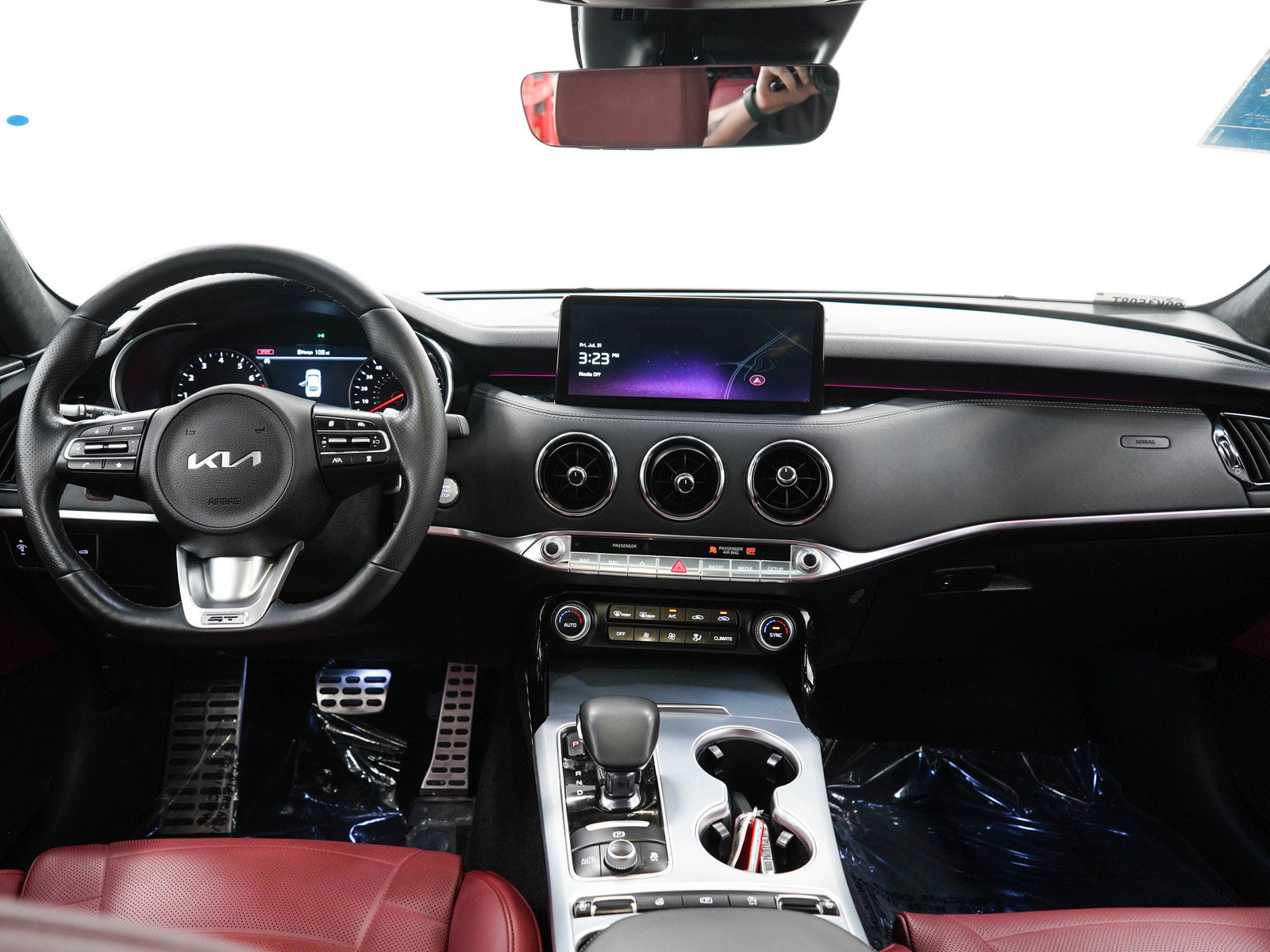 Used 2023 Kia Stinger GT2 AWD/4WD image 14