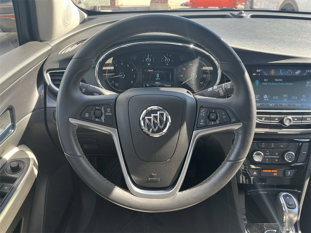 Used 2021 Buick Encore Preferred w/ Safety Package image 30