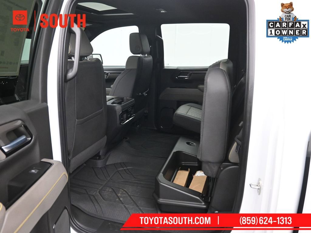 Used 2022 Chevrolet Silverado 1500 ZR2 w/ Technology Package image 28