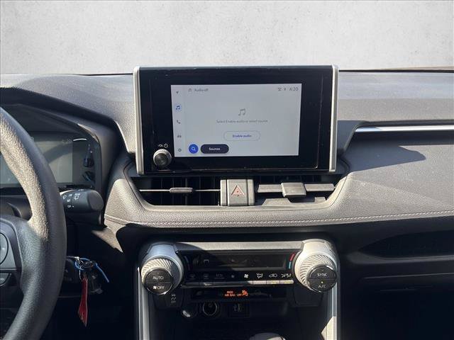 Used 2025 Toyota RAV4 LE AWD/4WD image 14