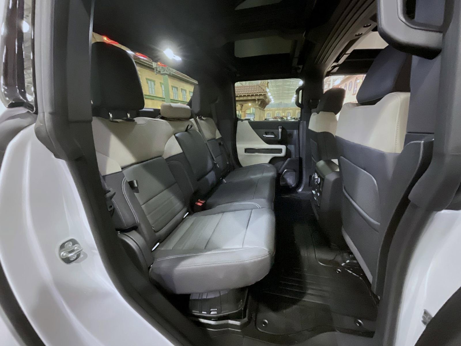 New 2026 GMC Hummer EV 4x4 Crew Cab image 18