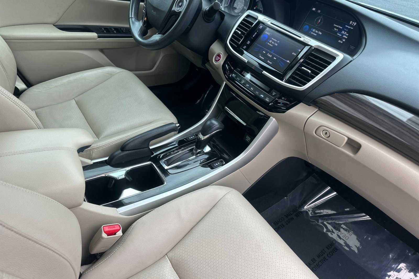 Used 2017 Honda Accord EX-L image 33