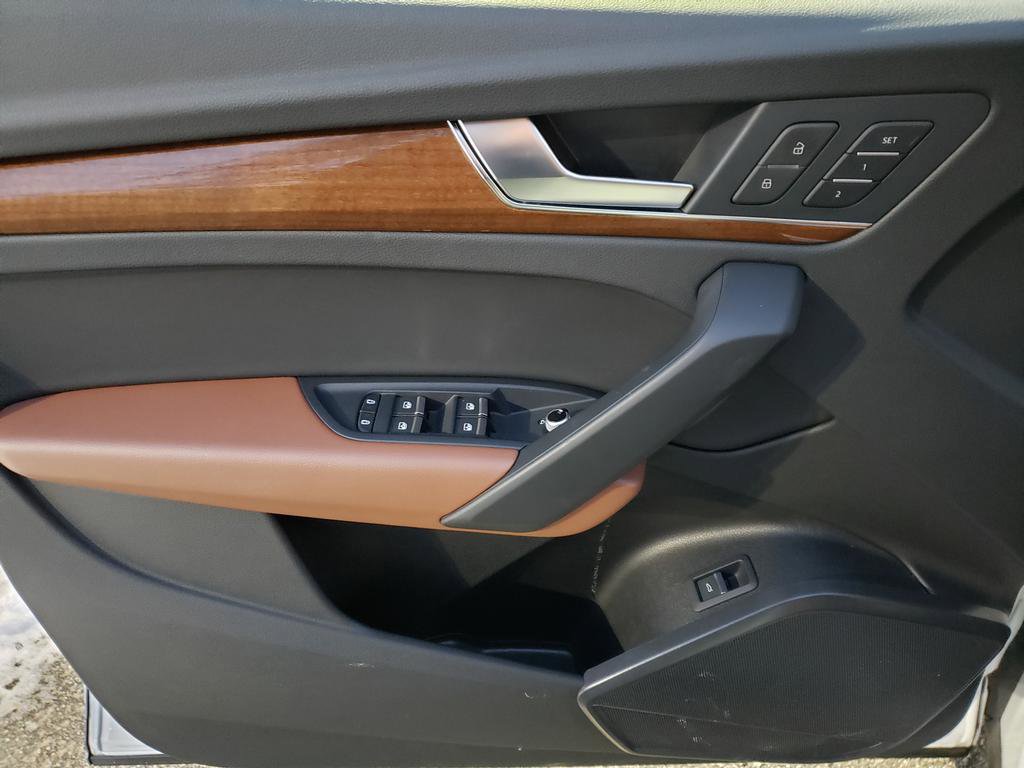 Used 2022 Audi Q5 2.0T Premium image 9