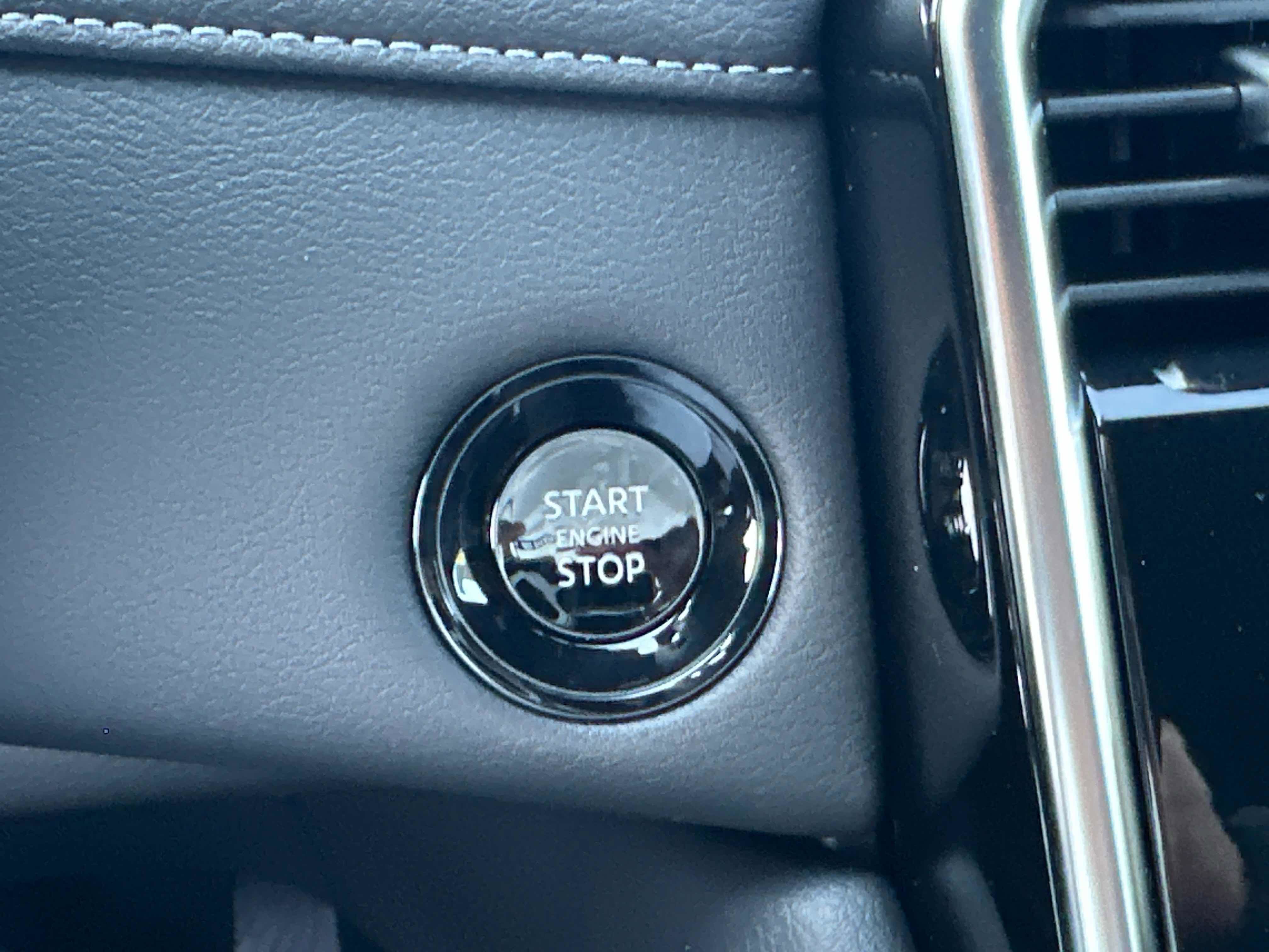 New 2026 Nissan Armada SL w/ Captain's Chari Seat Package image 36