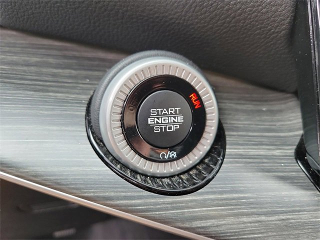 Used 2023 Jeep Wagoneer Series III w/ Preferred Equipment Group image 29