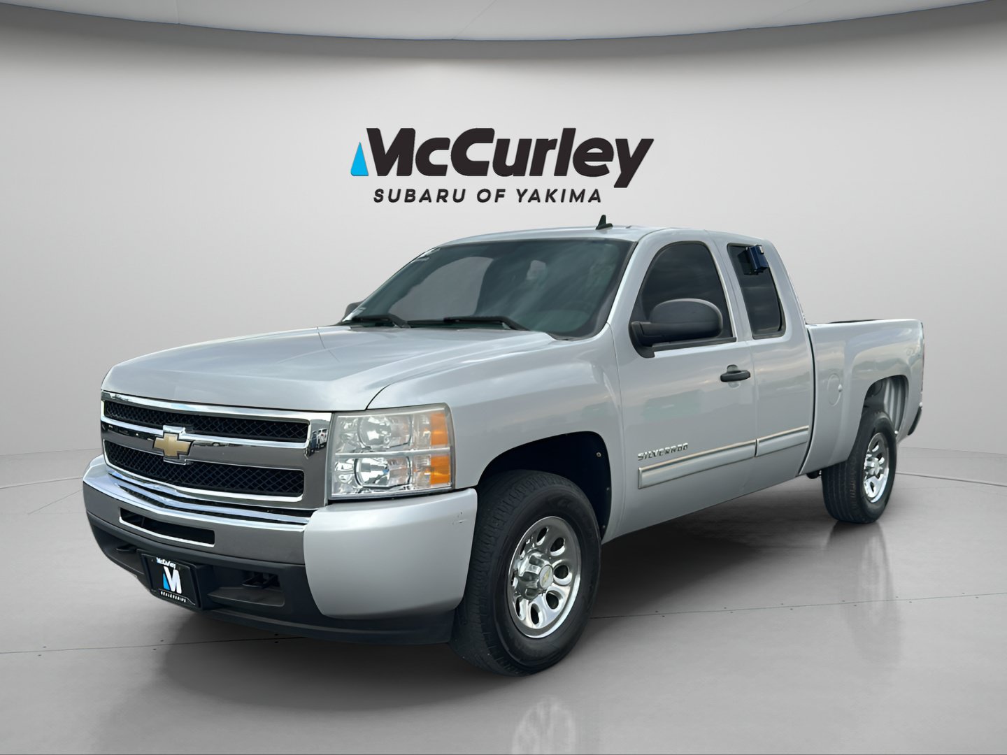 Used 2010 Chevrolet Silverado 1500 LS AWD/4WD image 2